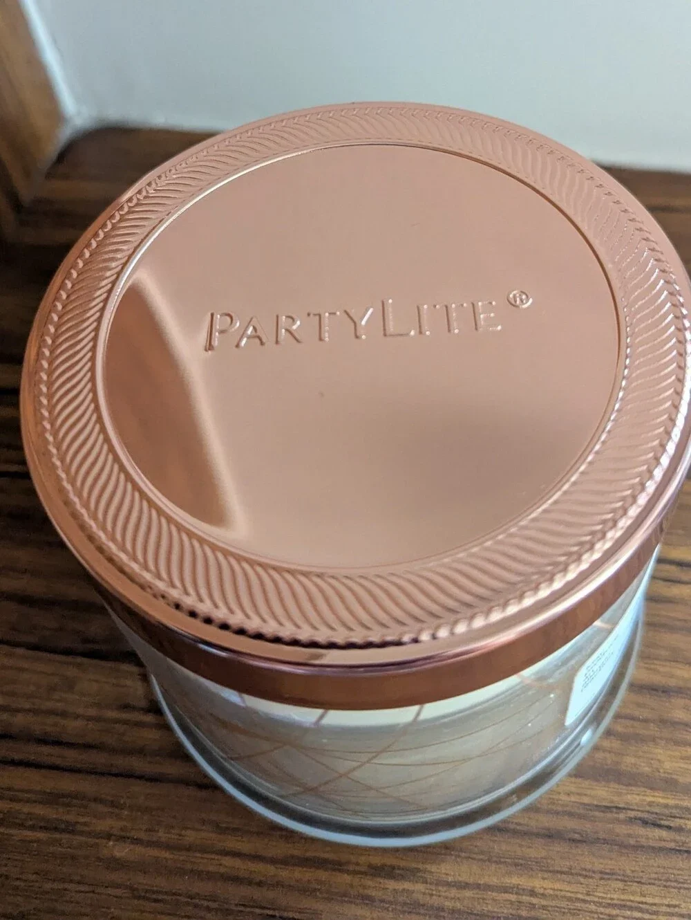 PartyLite Coconut Cove Scented Candle In Jar 3 Wick G73415 HTF NEW - Picture 4 of 6
